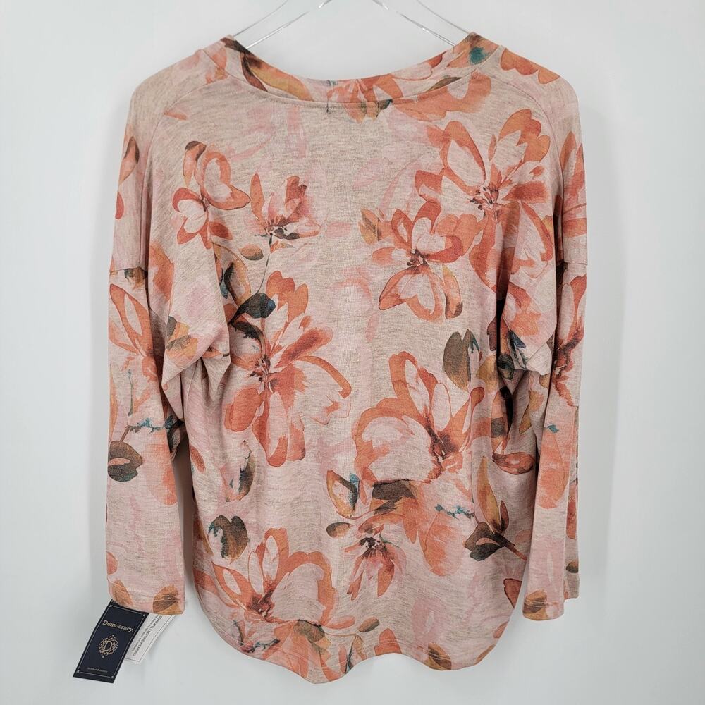 Democracy Top Womens Medium Floral Pink V Neck - Picture 6 of 11